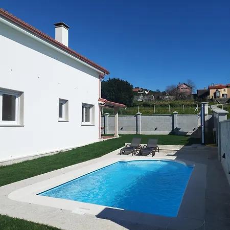 Holiday home Hogar Confort Outes